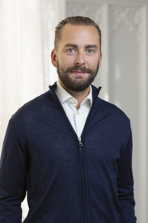 Tobias Lövstedt, Finans- och affärsutvecklingschef