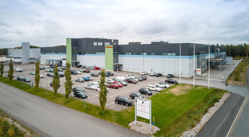 lansiportintie-15-rakennus-ilmakuva-136-highres-1-810x446