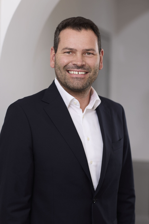 logistea-240830-9411-low